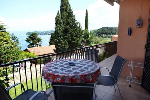 Balcony/Terrace, Seating area, Sea view