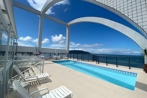 Balcony/Terrace, Sea view, Swimming pool
