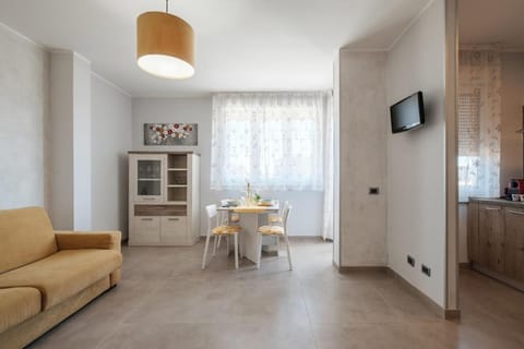 Iris Sun Suite - Comfort & Dreamy Beaches Apartment in Quartu Sant'Elena