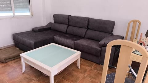 Townhouse with pool next to the City of Arts House in Valencia