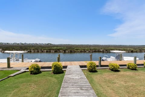 Skippers Landing House in Manteo