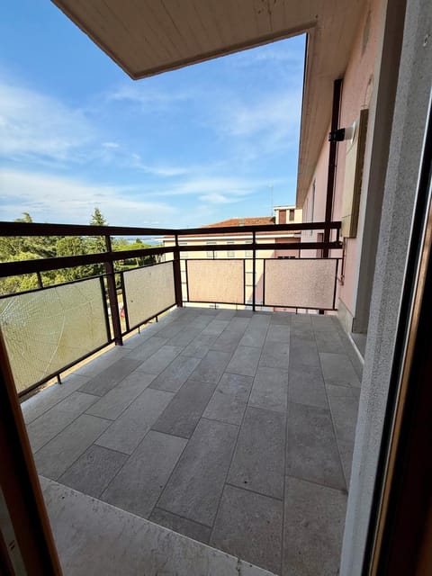Balcony/Terrace, Balcony/Terrace