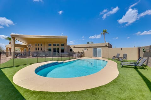 Home Near El Conquistador Golf Hot Tub and Mtn View House in Casas Adobes