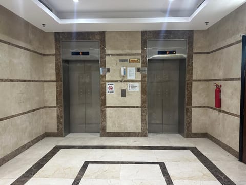 Lotel Al Barsha 1 at the Mall Bed and Breakfast in Dubai