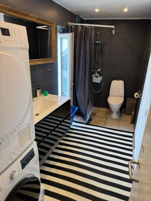 Thistedvej 85C, Room 2 Hostel in Aalborg