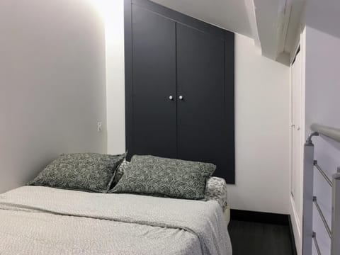 bunk bed