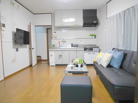 TV and multimedia, Kitchen or kitchenette, Living room, Dining area