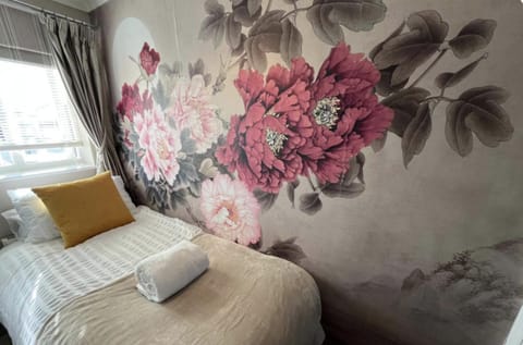 Bed, Decorative detail