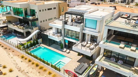 Luxury Beachside home House in St George