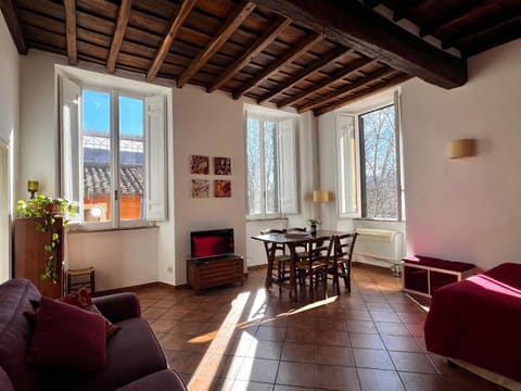 Living room, Dining area