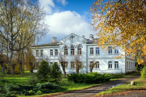 Property building, Autumn