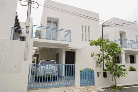 Property building, Parking