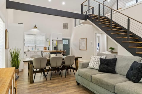 Kitchen or kitchenette, Living room, Dining area