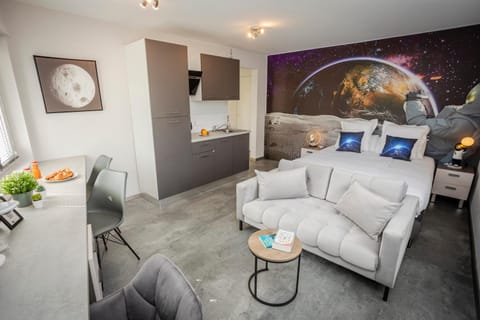 Lunar, Proche Basel, Ambiance Lune & Relax Apartment in Weil am Rhein