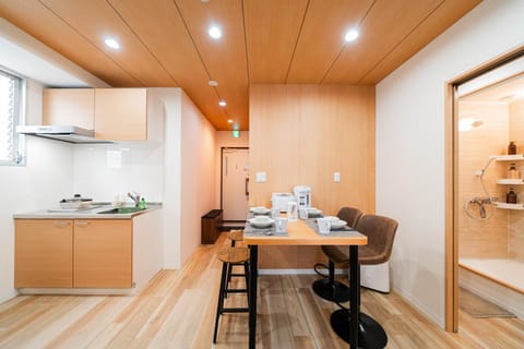 Property building, Kitchen or kitchenette, Dining area, stove
