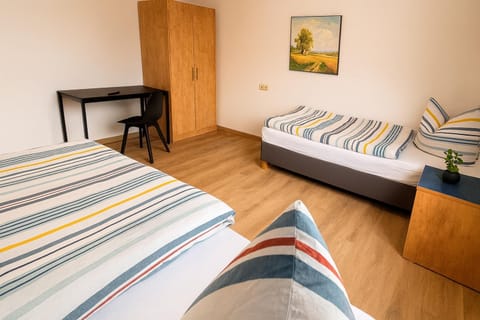 Bed, Bedroom, wardrobe