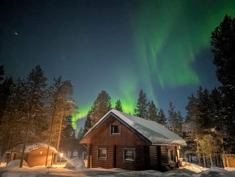 Cozy Log Cabin with Sauna and Wifi Cabin in Norrbotten County, Sweden