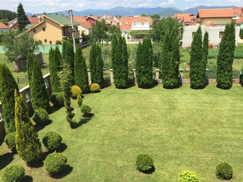 Garden, Garden view