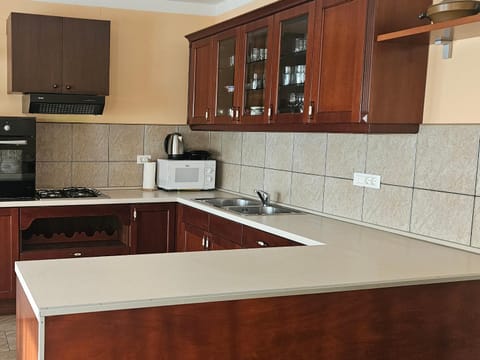 Vikendica Donji Humac House in Split-Dalmatia County