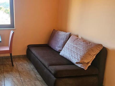 Vikendica Donji Humac House in Split-Dalmatia County