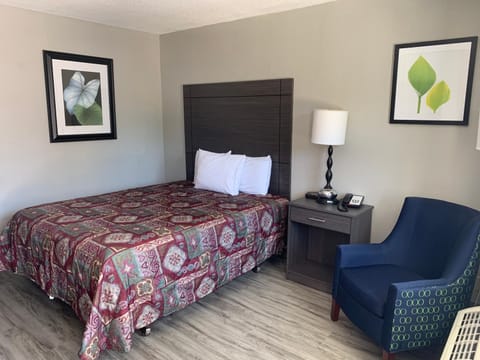 Executive Inn Hotel in Locust Grove