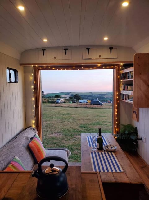 Monroe Horsebox Glamping Campground/ 
RV Resort in Porthleven