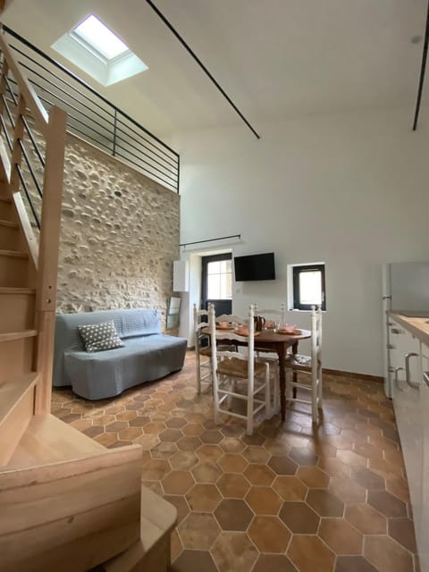 Lézardéchois House in Saint-Martin-d'Ardèche