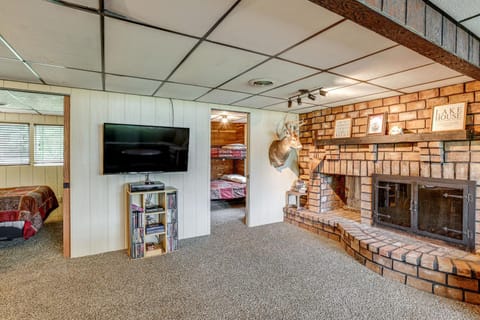 Lakefront Home with Deck Central Michigan Escape! House in Michigan