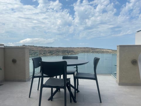 Balcony/Terrace, Balcony/Terrace, Seating area, Sea view, Sea view