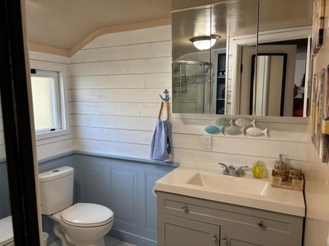 Very cute beach style home ! House in Coeur dAlene