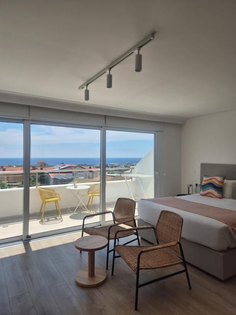 Natural landscape, View (from property/room), Balcony/Terrace, Photo of the whole room, Seating area