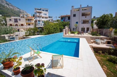 Garden, Swimming pool