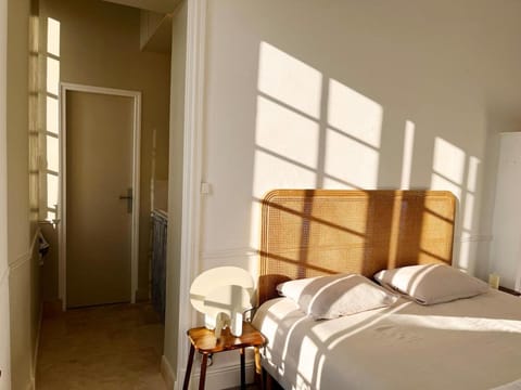 Charme, lumiere, jardin et sauna! Apartment in Étretat