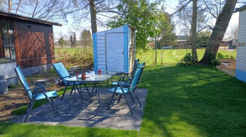 Ibiza chalet in natuurlijke omgeving Campground/ 
RV Resort in North Brabant (province)