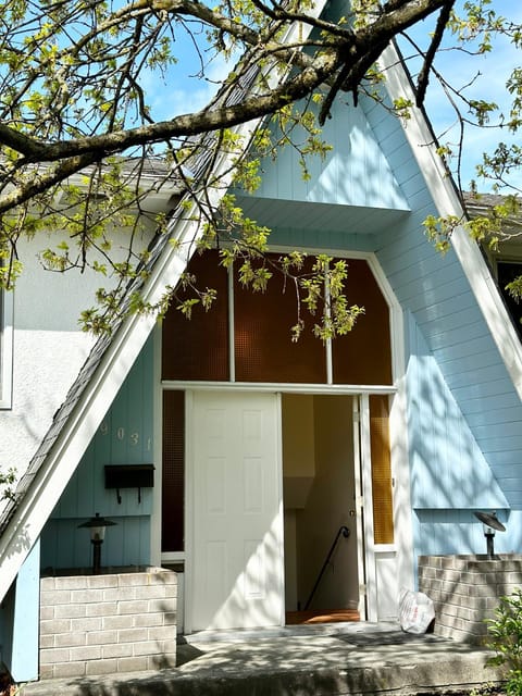 Lavender house Vacation rental in Richmond