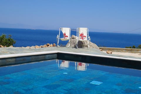 Natural landscape, Sea view, Swimming pool, sunbed