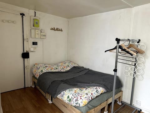 Independent Room Paris 6 Apartment in Paris