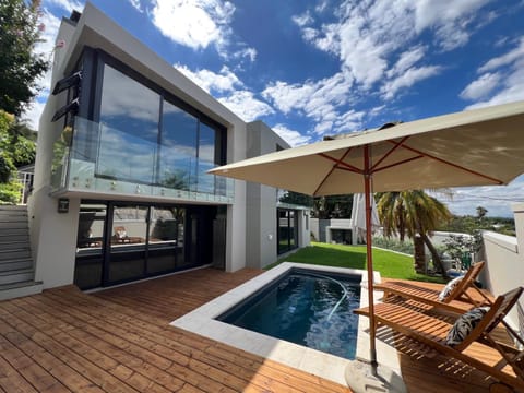 Garden, Balcony/Terrace, Swimming pool