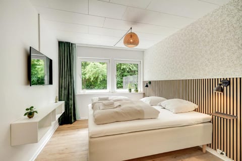 TV and multimedia, Bedroom