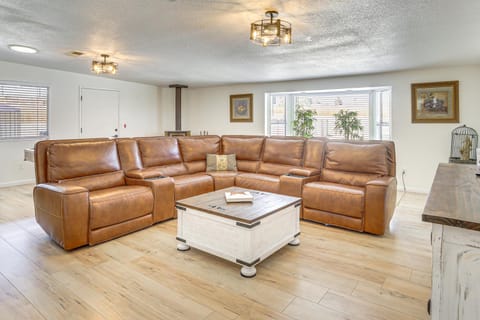 9 Mi to Joshua Tree NP Yucca Valley Home with Pool House in Yucca Valley