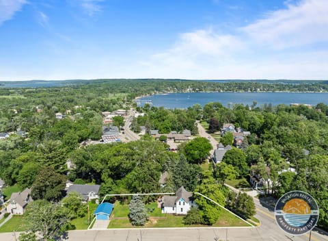 Labelle Blue Haven Relaxing Williams Bay Getaway House in Williams Bay