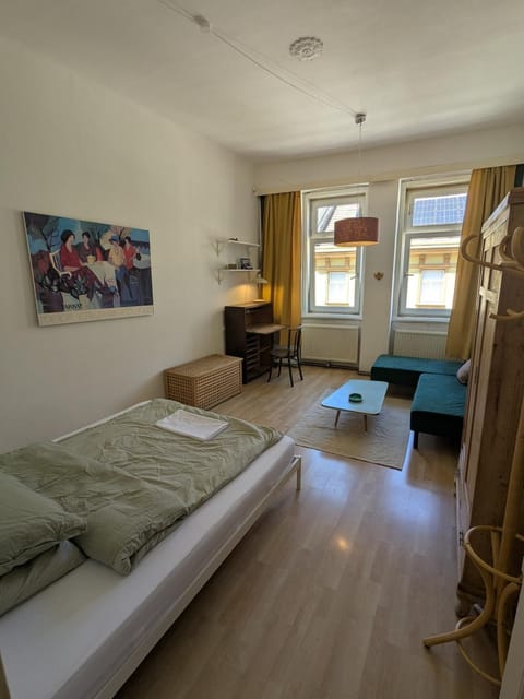 Bed, Living room, Photo of the whole room