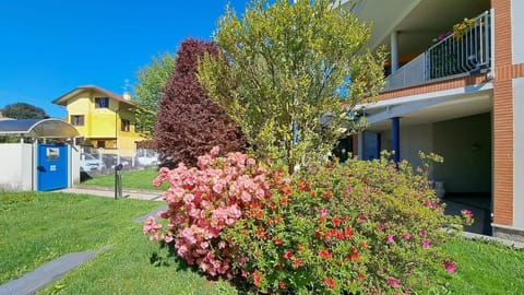 Il Pioppo Rosso Apartment MXP Milan Como Lakes Free parking! Apartment in Legnano