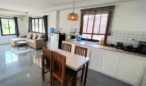 Lanta Cozy House 2 House in Sala Dan