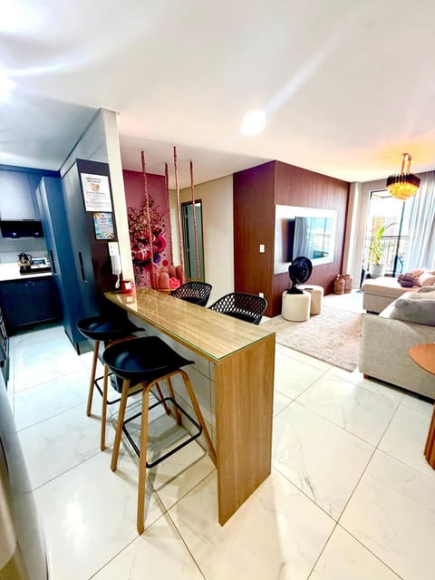 TV and multimedia, Kitchen or kitchenette, Living room