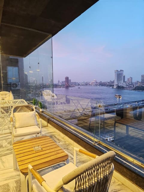 Natural landscape, View (from property/room), Balcony/Terrace, River view