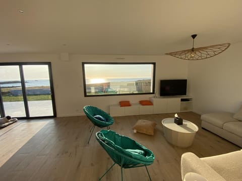 NEW ! ! Vue mer panoramique - Plage 100m Villa in Plouarzel
