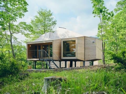 Property building, Day, Natural landscape