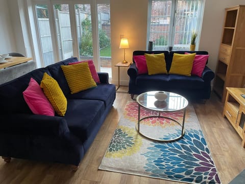 Pippin Cottage central Bewdley 2 parking spaces House in Bewdley