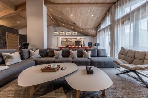 Chalet Rosoire Courchevel 1650 Bed&Breakfast Chalet in Saint-Bon-Tarentaise